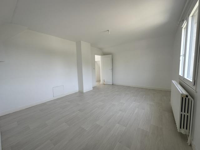 Maison 4 pièces Maincy disponible à la Location