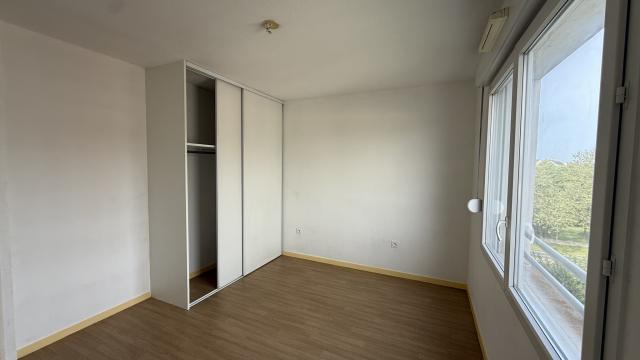 Appartement 3 pièces Le mee sur seine disponible à la Vente