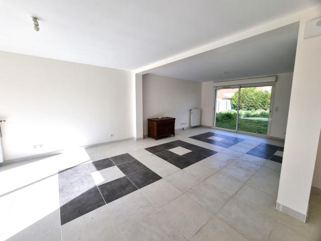 Maison 7 pièces Vaux le penil disponible à la Vente