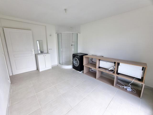 Maison 7 pièces Vaux le penil disponible à la Vente