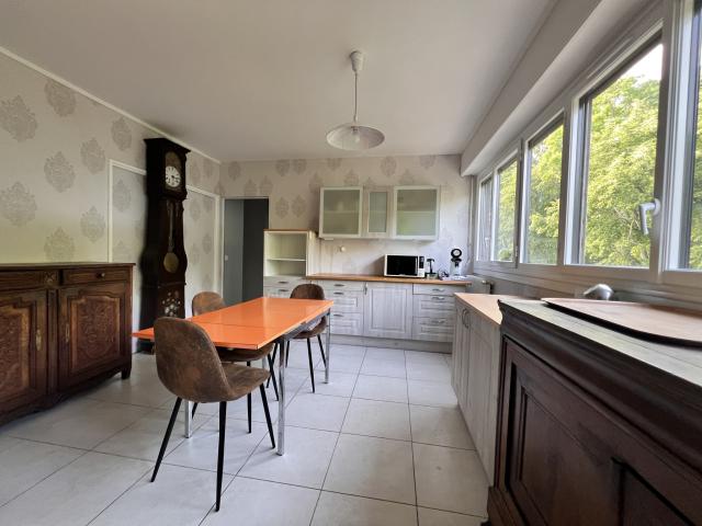 Appartement 6 pièces Vaux le penil disponible à la Vente