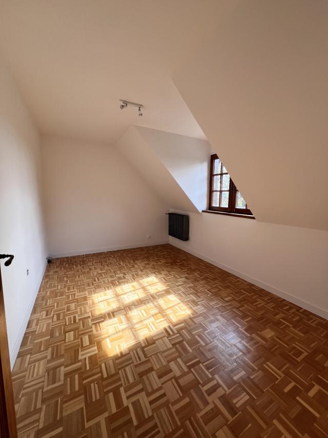 Maison 8 pièces Livry sur seine disponible à la Vente