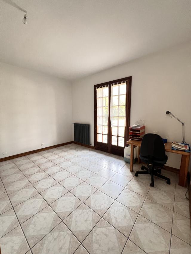 Maison 8 pièces Livry sur seine disponible à la Vente