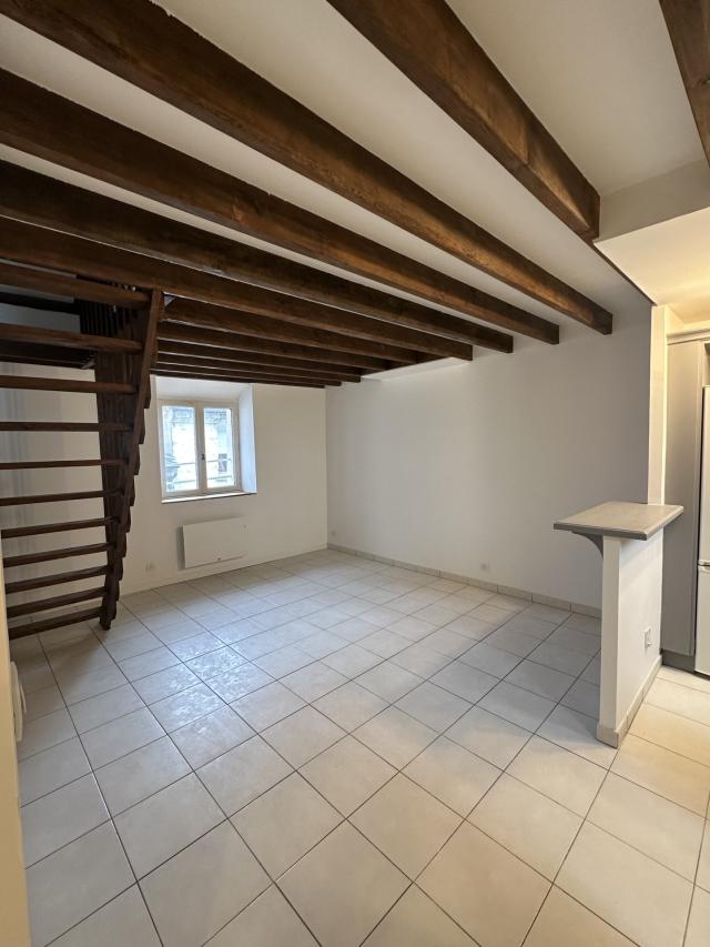 Appartement 2 pièces Melun disponible à la Location