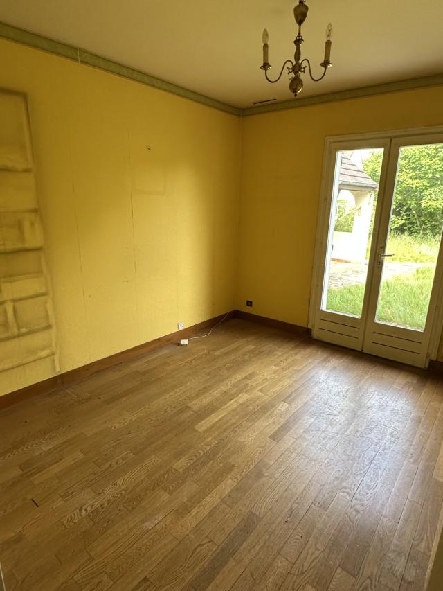 Maison 5 pièces Bois le roi disponible à la Vente