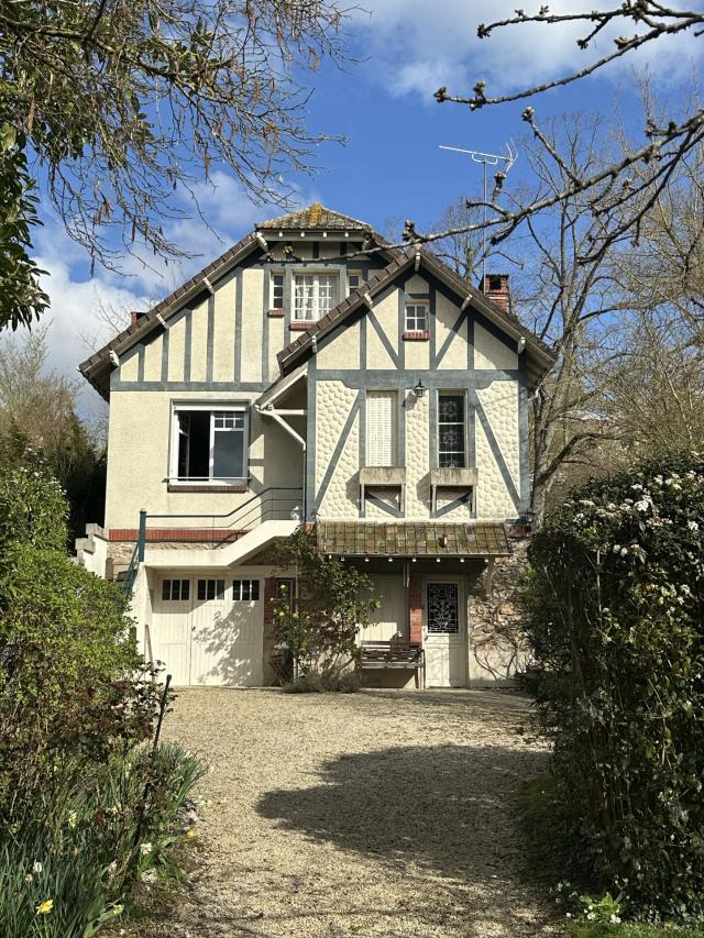 Maison 6 pièces Vaux le penil disponible à la Vente