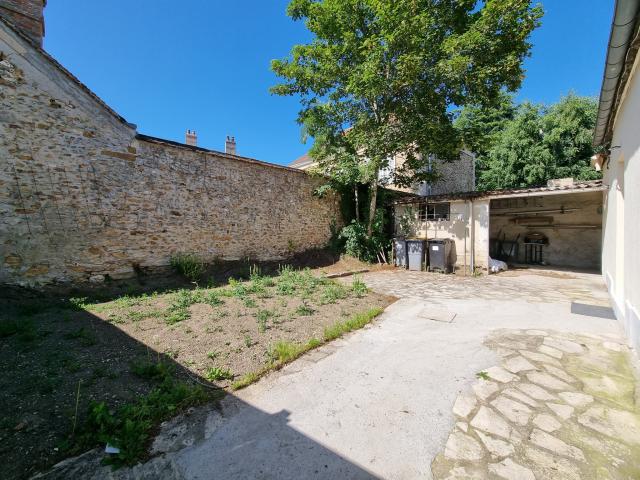 Maison 4 pièces Vaux le penil disponible à la Vente