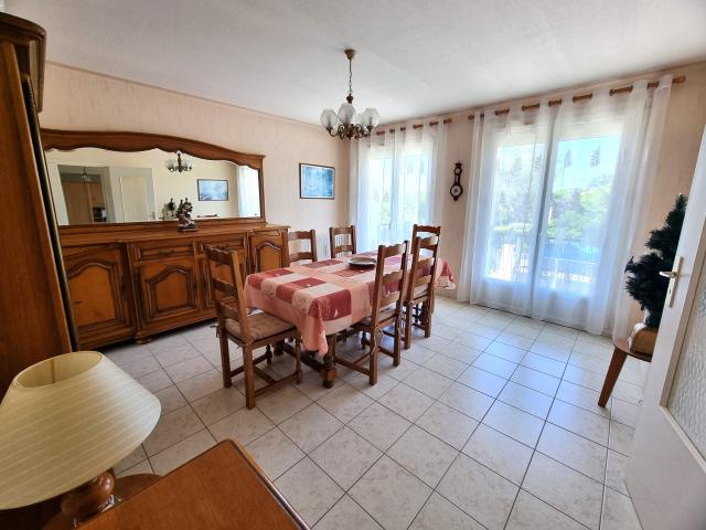 Maison 4 pièces Vaux le penil disponible à la Vente