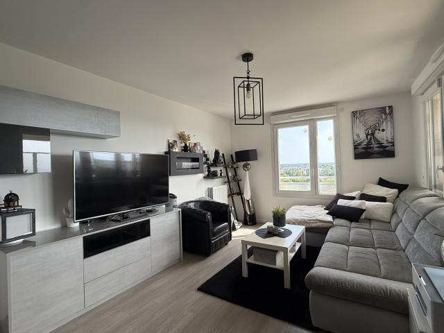 Appartement 4 pièces Melun disponible à la Vente