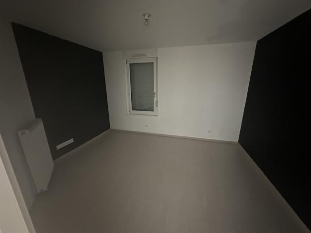 Appartement 2 pièces Le mee sur seine disponible à la Location