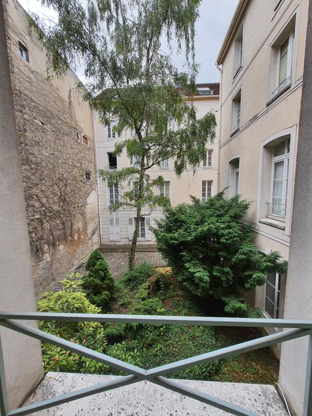 Appartement 3 pièces Melun disponible à la Location