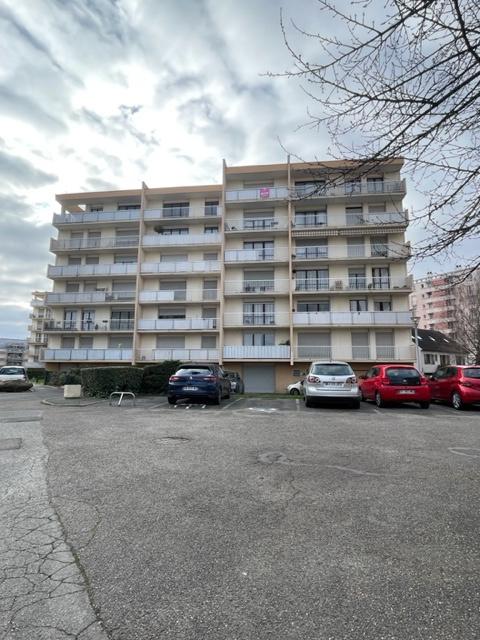 Appartement 1 pièces Melun disponible à la Location