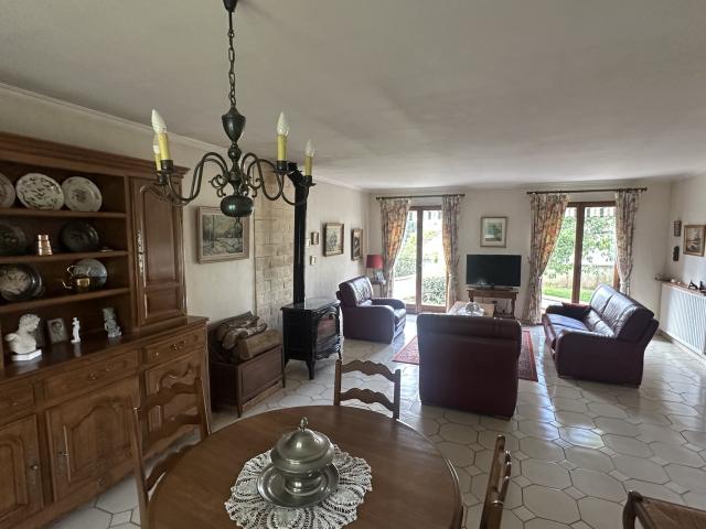 Maison 5 pièces Vaux le penil disponible à la Vente