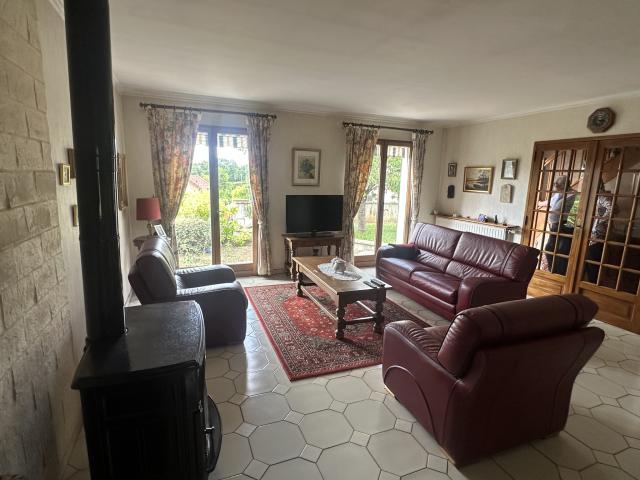 Maison 5 pièces Vaux le penil disponible à la Vente