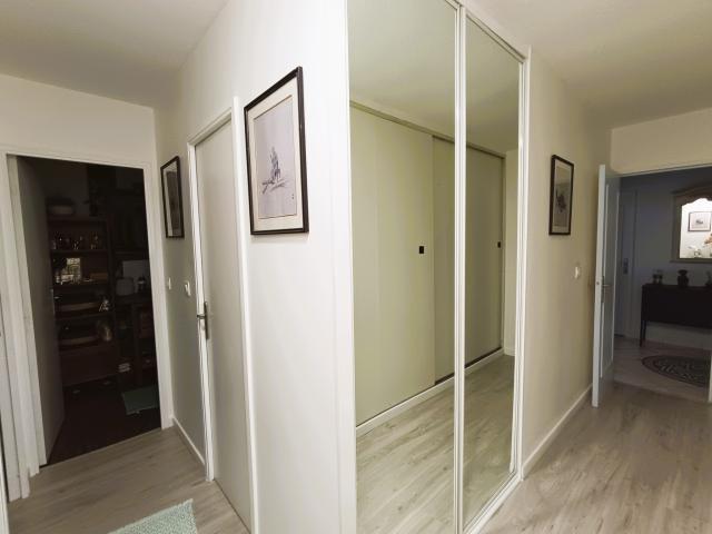 Appartement 4 pièces Vaux le penil disponible à la Vente