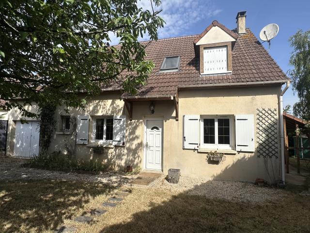 Maison 7 pièces Vaux le penil disponible à la Vente