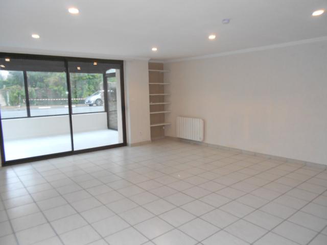Maison 5 pièces St germain laxis disponible à la Location