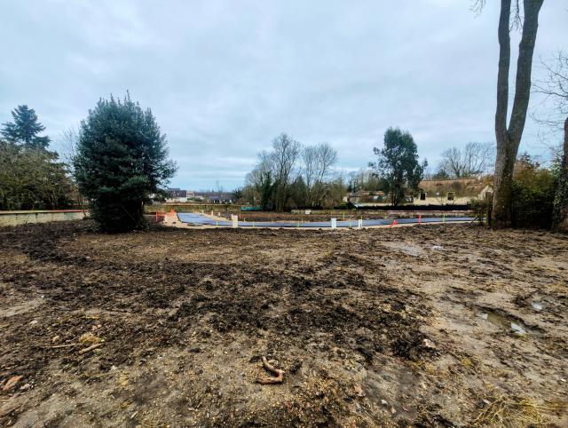Terrain à Batir  pièces Le mee sur seine disponible à la Vente
