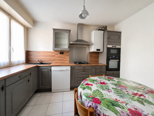 Maison 5 pièces Vaux le penil disponible à la Vente