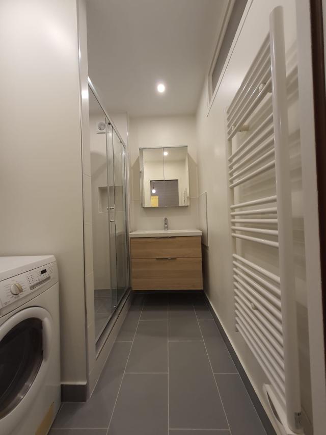 Appartement 2 pièces Paris disponible à la Location