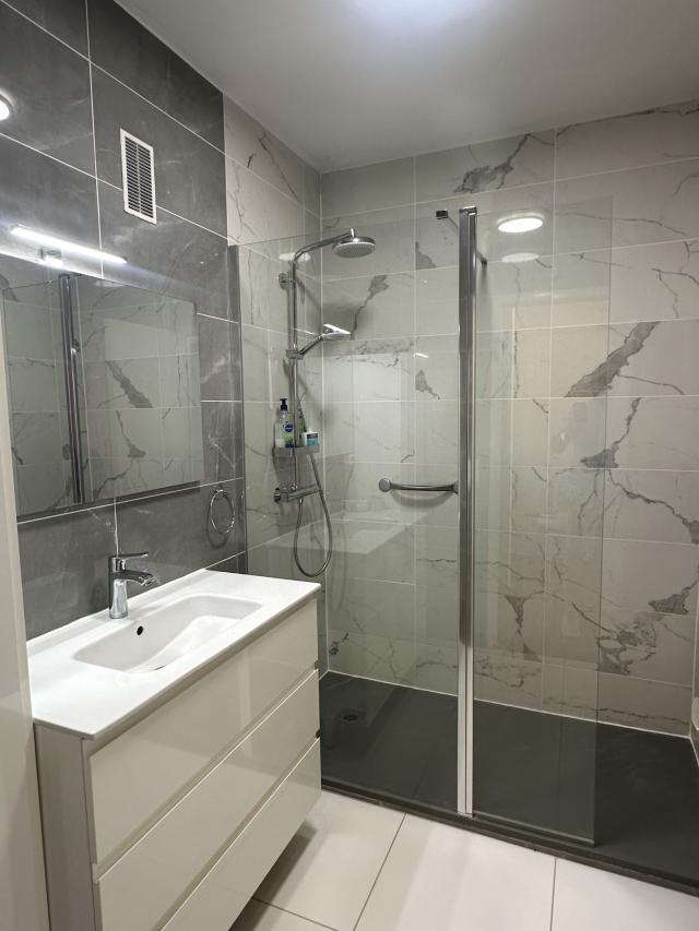 Appartement 5 pièces Vaux le penil disponible à la Vente