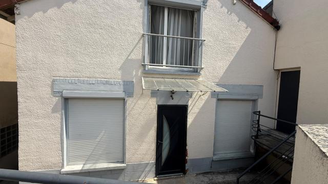Immeuble 6 pièces Melun disponible à la Vente