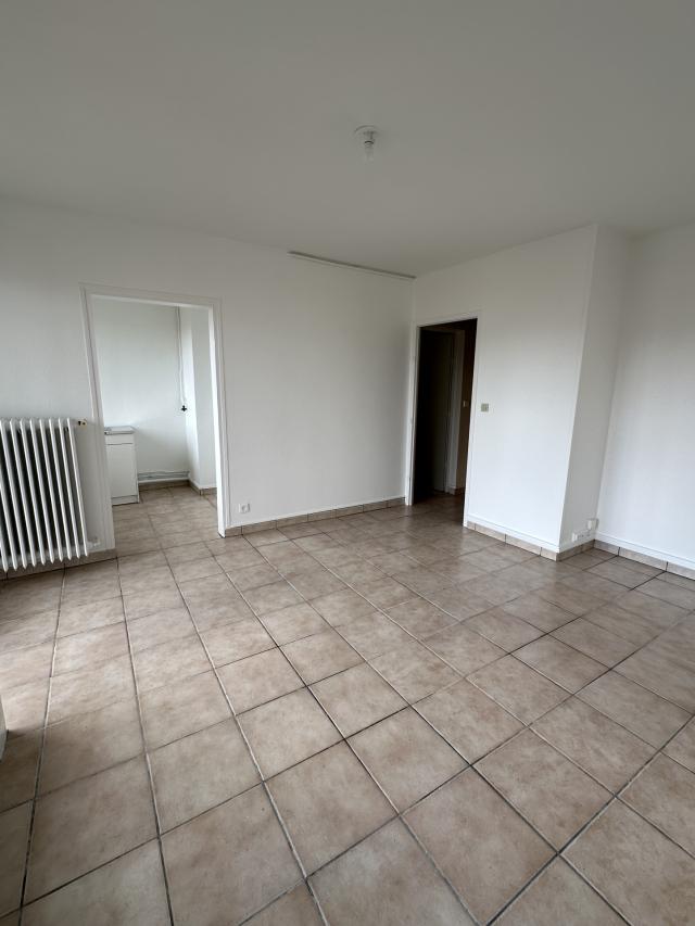 Appartement 2 pièces Melun disponible à la Location