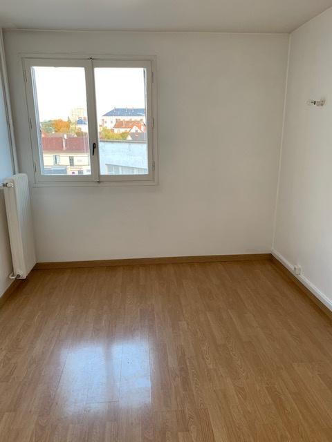 Appartement 2 pièces Melun disponible à la Location