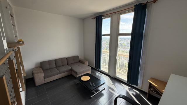 Appartement 3 pièces Le mee sur seine disponible à la Vente