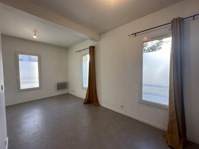 Appartement 1 pièces Melun disponible à la Location