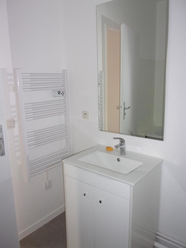 Appartement 1 pièces Melun disponible à la Location