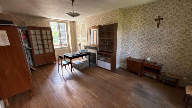 Maison 5 pièces Le mee sur seine disponible à la Vente