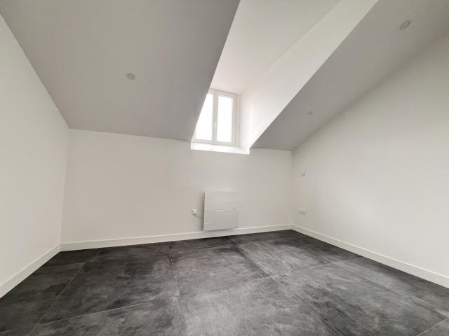 Appartement 4 pièces Vaux le penil disponible à la Vente