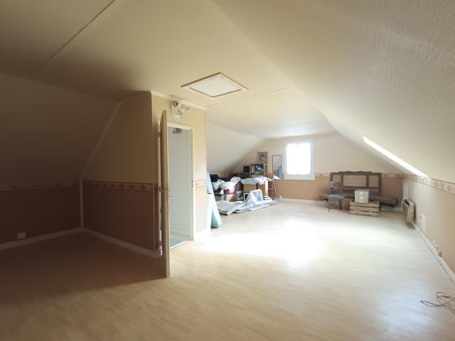 Maison 6 pièces Vaux le penil disponible à la Vente