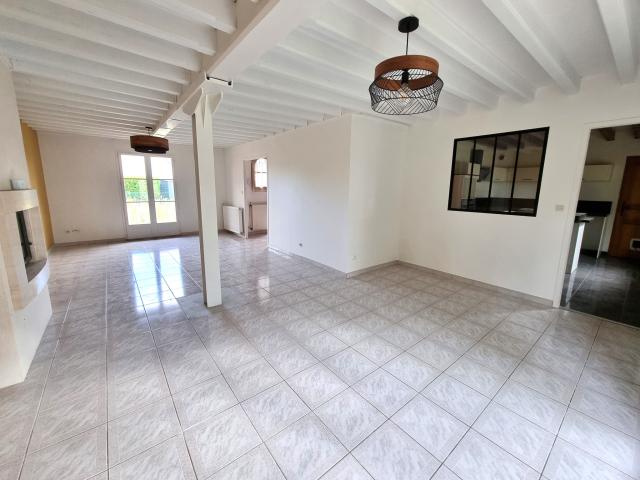 Maison 7 pièces Vaux le penil disponible à la Vente