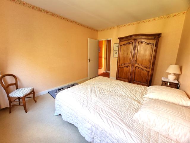 Appartement 5 pièces Vaux le penil disponible à la Vente