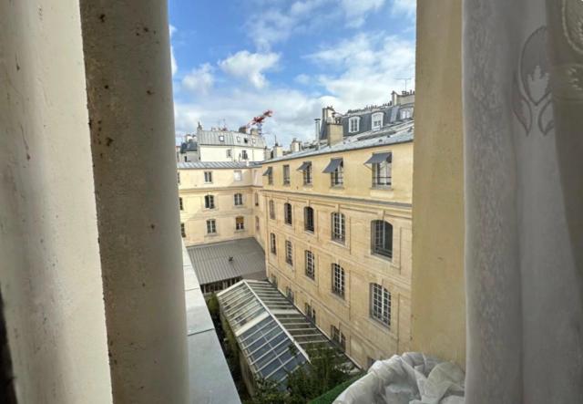 Appartement 2 pièces Paris disponible à la Vente