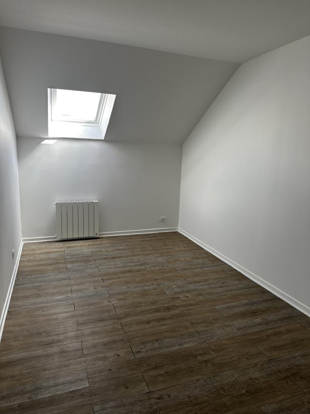 Appartement 2 pièces Vaux le penil disponible à la Location