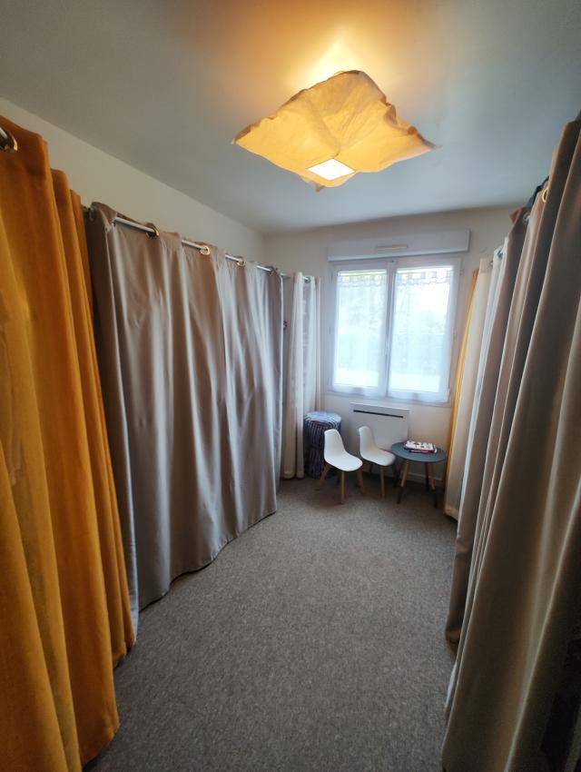 Maison 7 pièces Pamfou disponible à la Vente