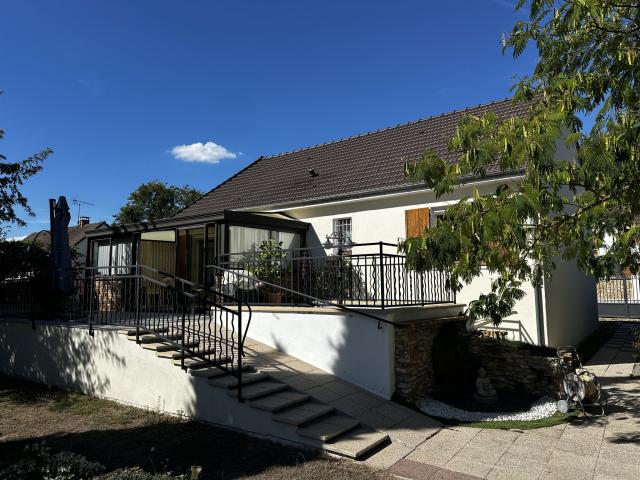 Maison 4 pièces Vaux le penil disponible à la Vente
