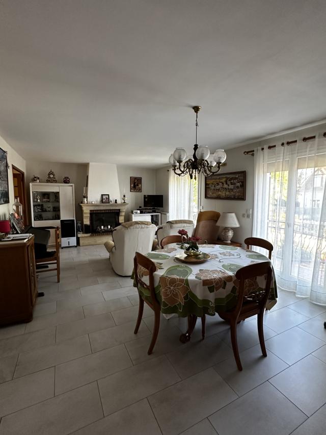 Maison 4 pièces Vaux le penil disponible à la Vente