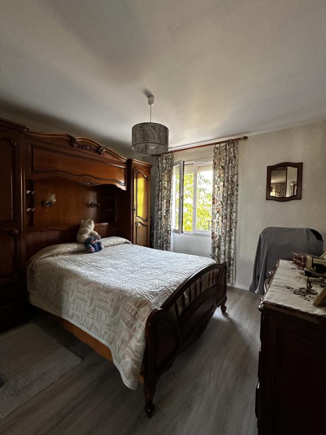 Maison 4 pièces Vaux le penil disponible à la Vente