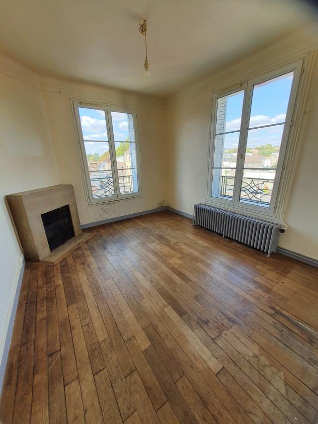Appartement 3 pièces Melun disponible à la Vente