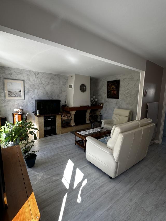 Maison 6 pièces Cesson disponible à la Vente