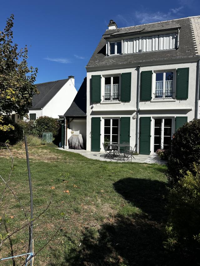 Maison 6 pièces Cesson disponible à la Vente