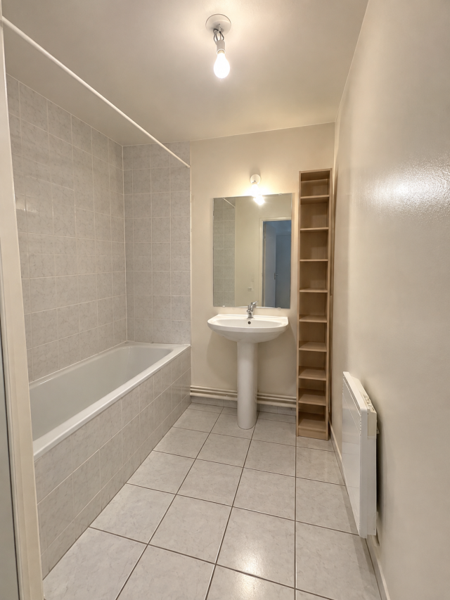 Appartement 2 pièces Melun disponible à la Location