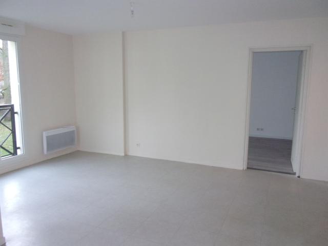 Appartement 2 pièces Dammarie les lys disponible à la Location