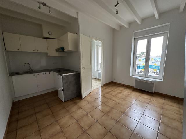 Appartement 2 pièces Vert st denis disponible à la Location