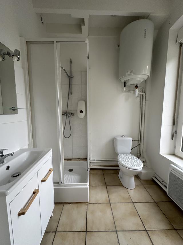 Appartement 2 pièces Vert st denis disponible à la Location