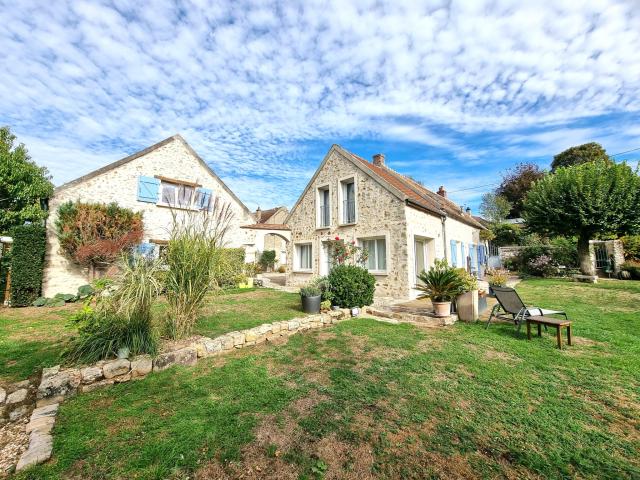 Maison 7 pièces Moisenay disponible à la Vente
